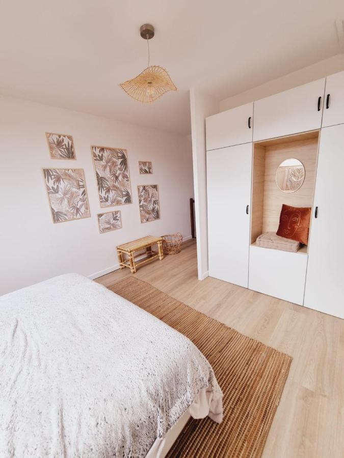 Duplex Neuf Centre Avec Parking Apartment Neauphle-le-Chateau